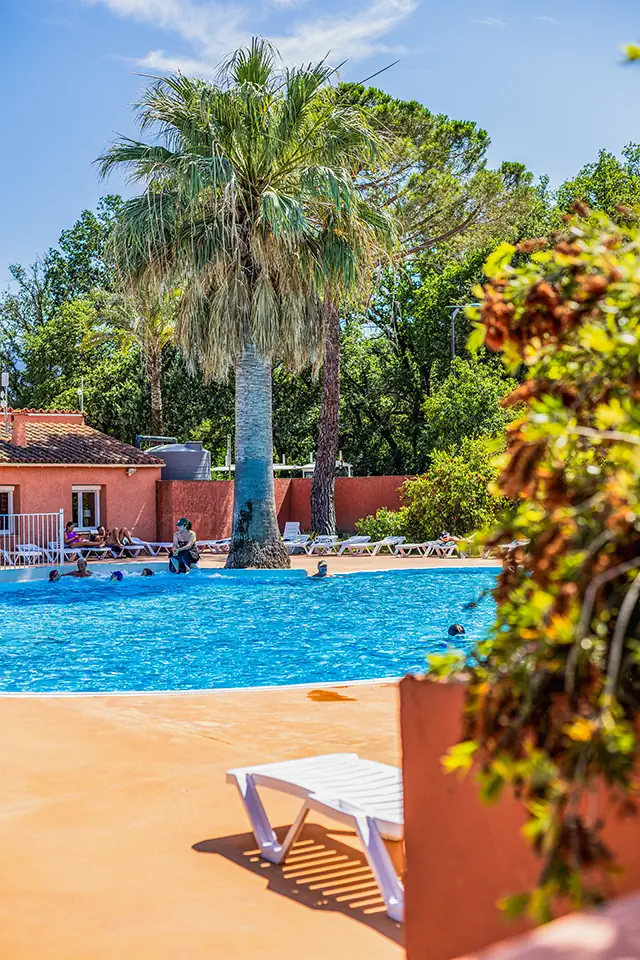 bulle de fraicheur et de douceur a la piscine